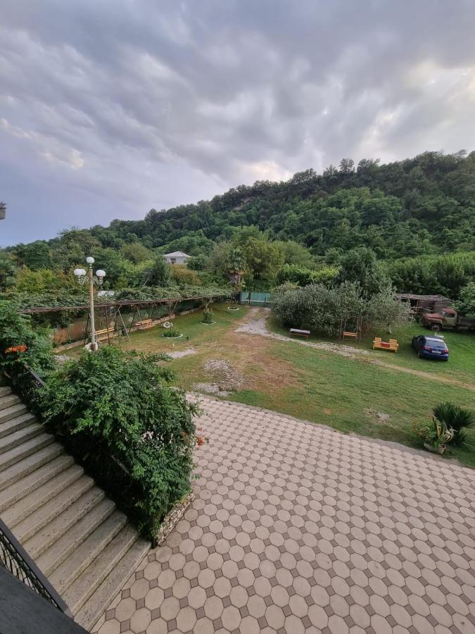 Guesthouse At Oleg'S Zolotoy Bereg Gudauta Kültér fotó