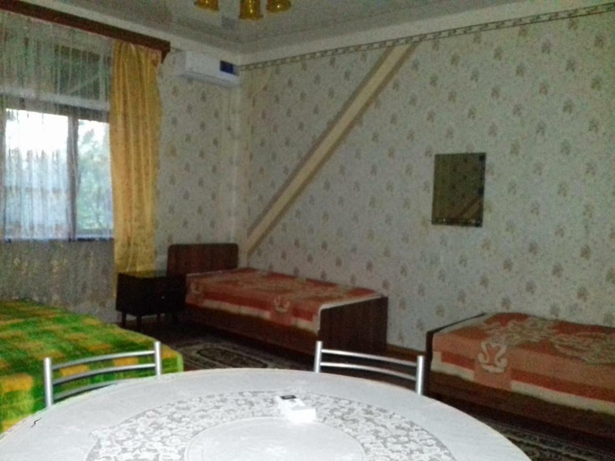 Guesthouse At Oleg'S Zolotoy Bereg Gudauta Kültér fotó